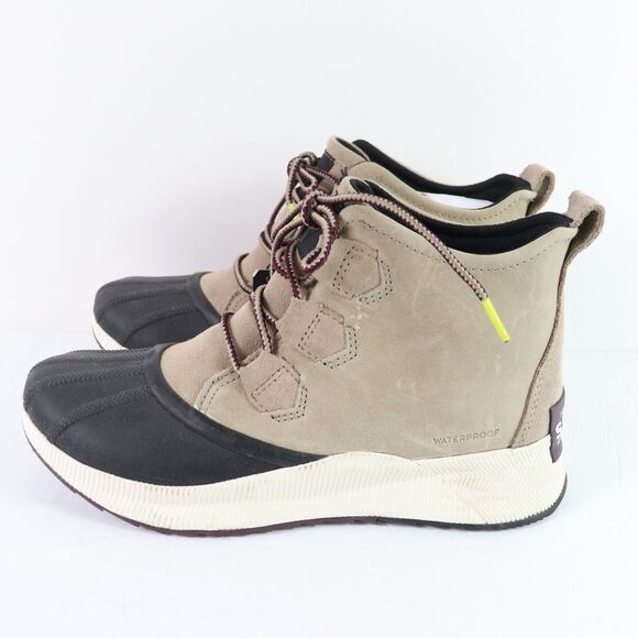 NWT Sorel Out and About III Classic Waterproof Boot 9.5 - Picture 4 of 9